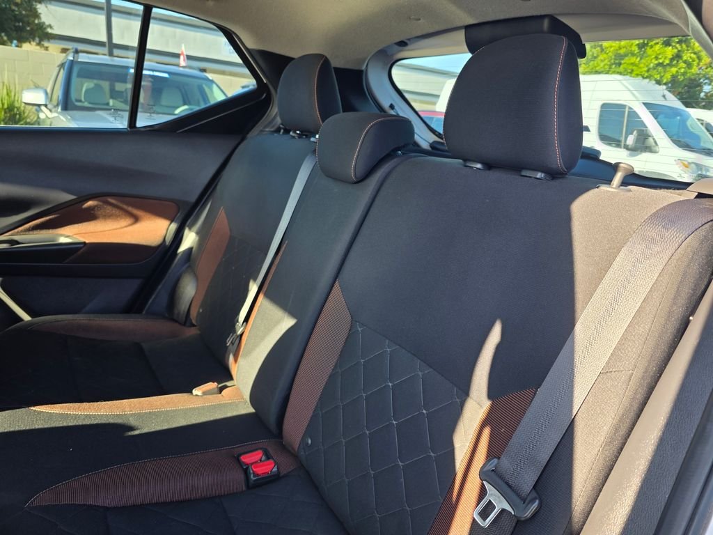 2018 Nissan Kicks SR - Photo 17