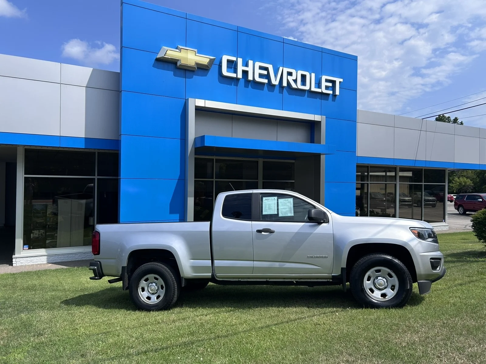 Used 2016 GRAY Chevrolet 2WD Base image 16