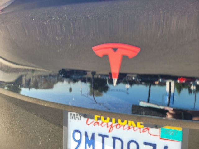 Used 2024  Tesla Long Range image 10