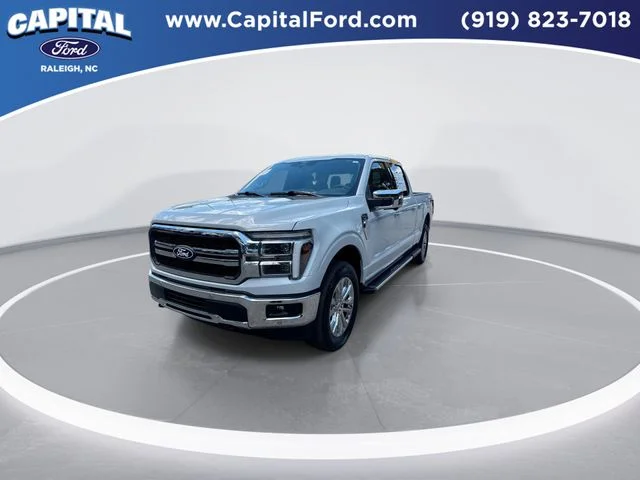 Used 2025 White Ford Lariat image 4