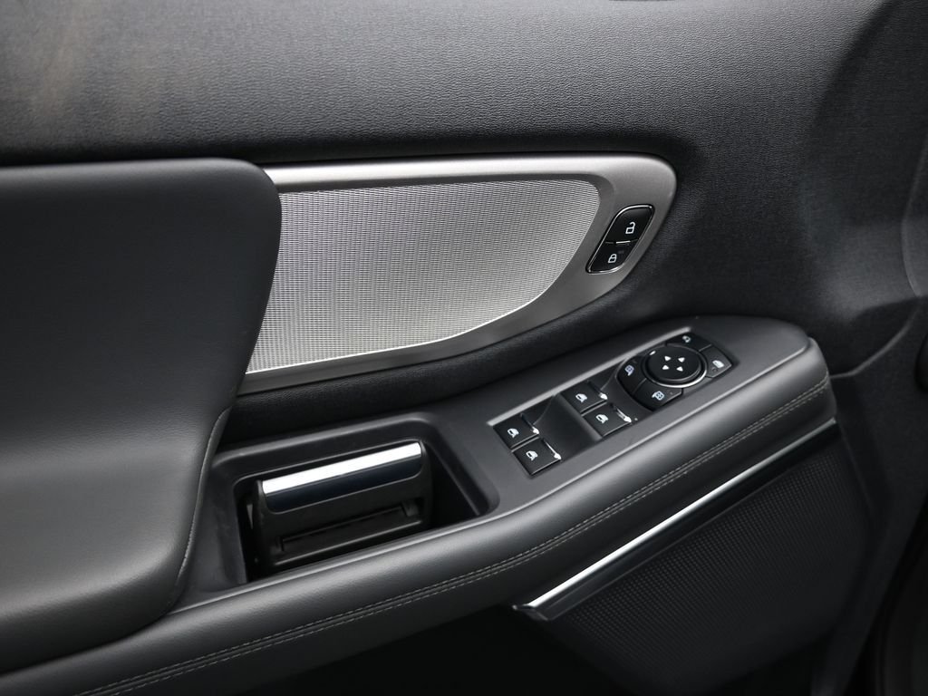 New 2026 Agate Black Metallic Ford Active image 11