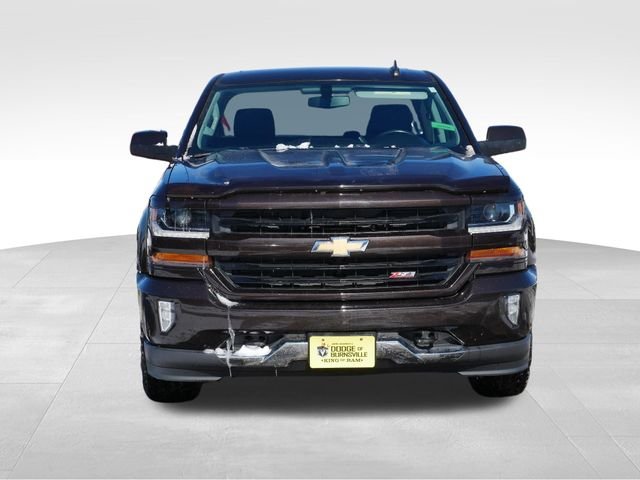 Used 2018 Chevrolet Silverado 1500 LT Z71 with VIN 1GCVKREC3JZ334334 for sale in Burnsville, Minnesota