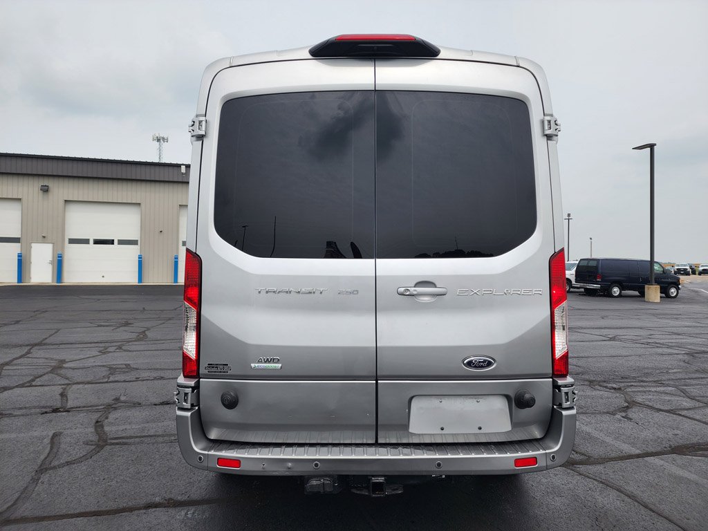 Used 2024 Ingot Silver Metallic Ford Base image 6