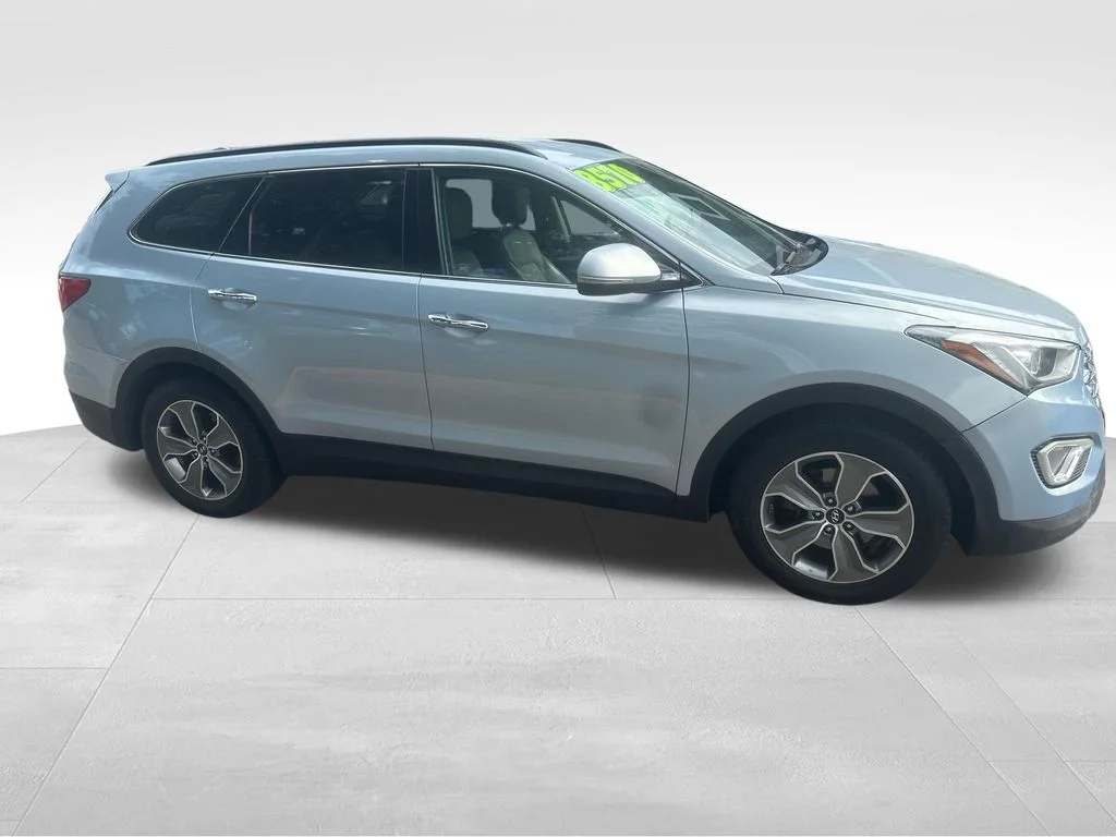 Used 2013 Blue Hyundai GLS image 30