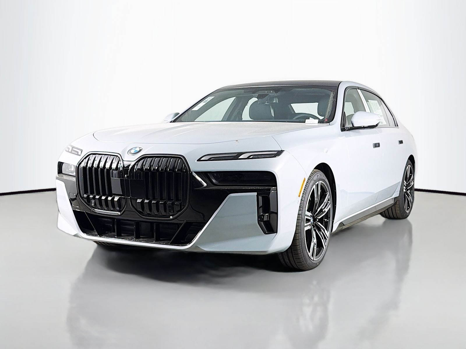 New 2026 BMW 7 Series 760i xDrive 4D Sedan in Thousand Oaks