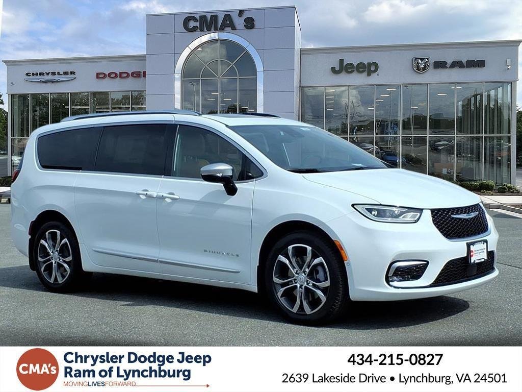 2026 Chrysler Pacifica Pinnacle AWD's photo