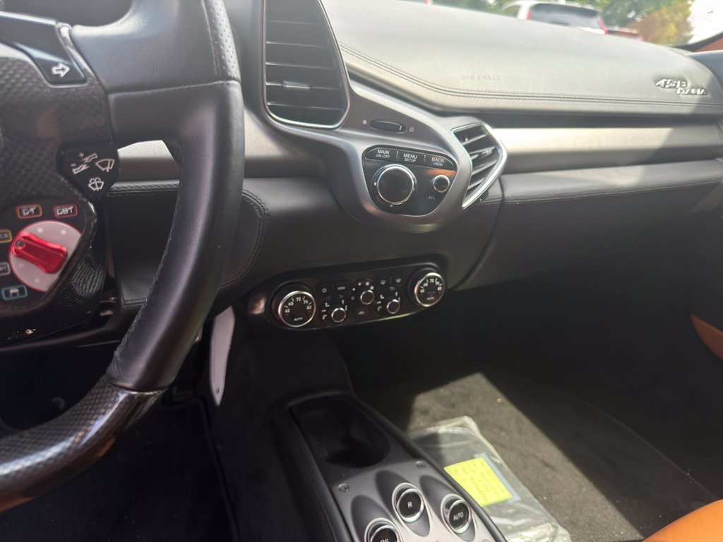 Used 2011 Red Ferrari Base image 14