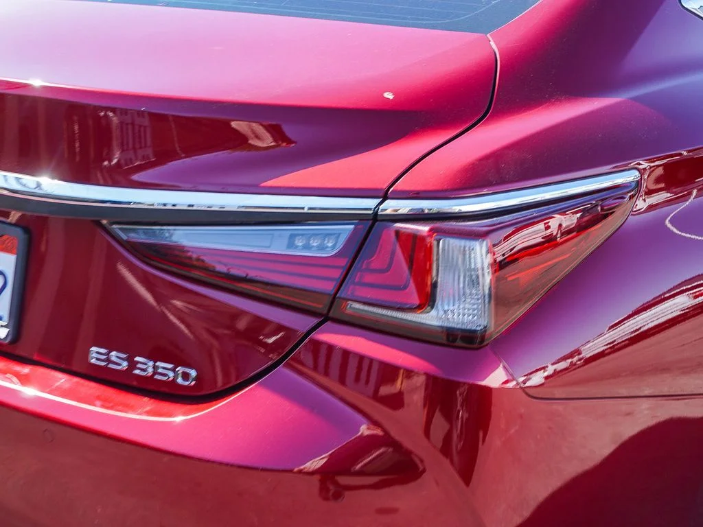 Used 2020 Red Lexus 350 image 7