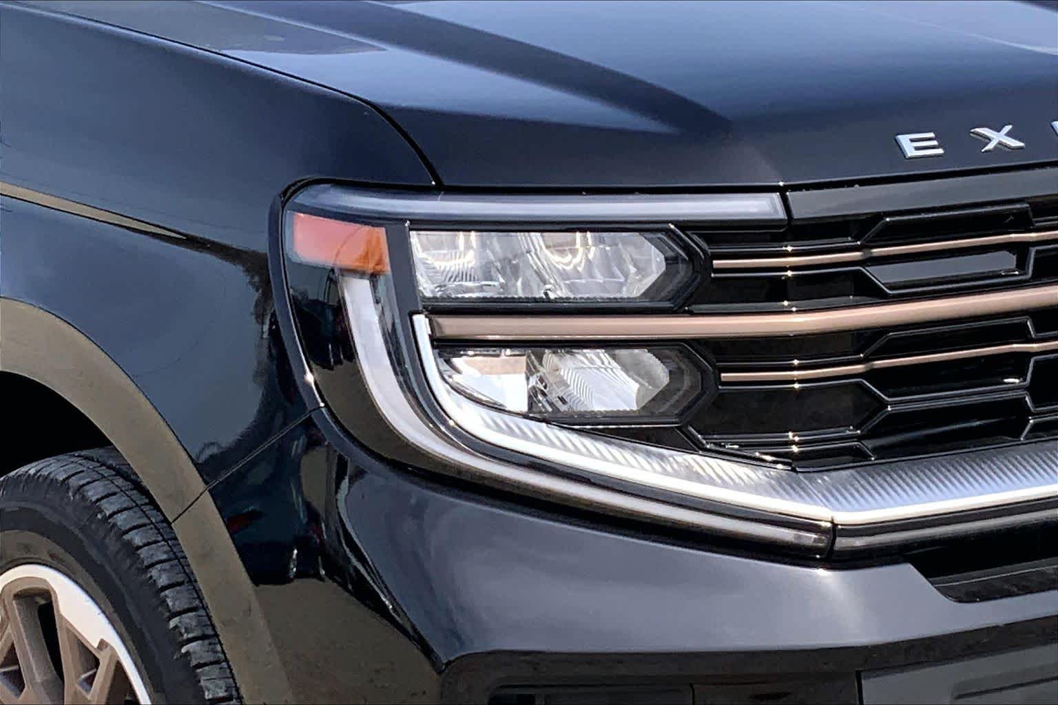 New 2026 Agate Black Metallic Ford King Ranch® image 10