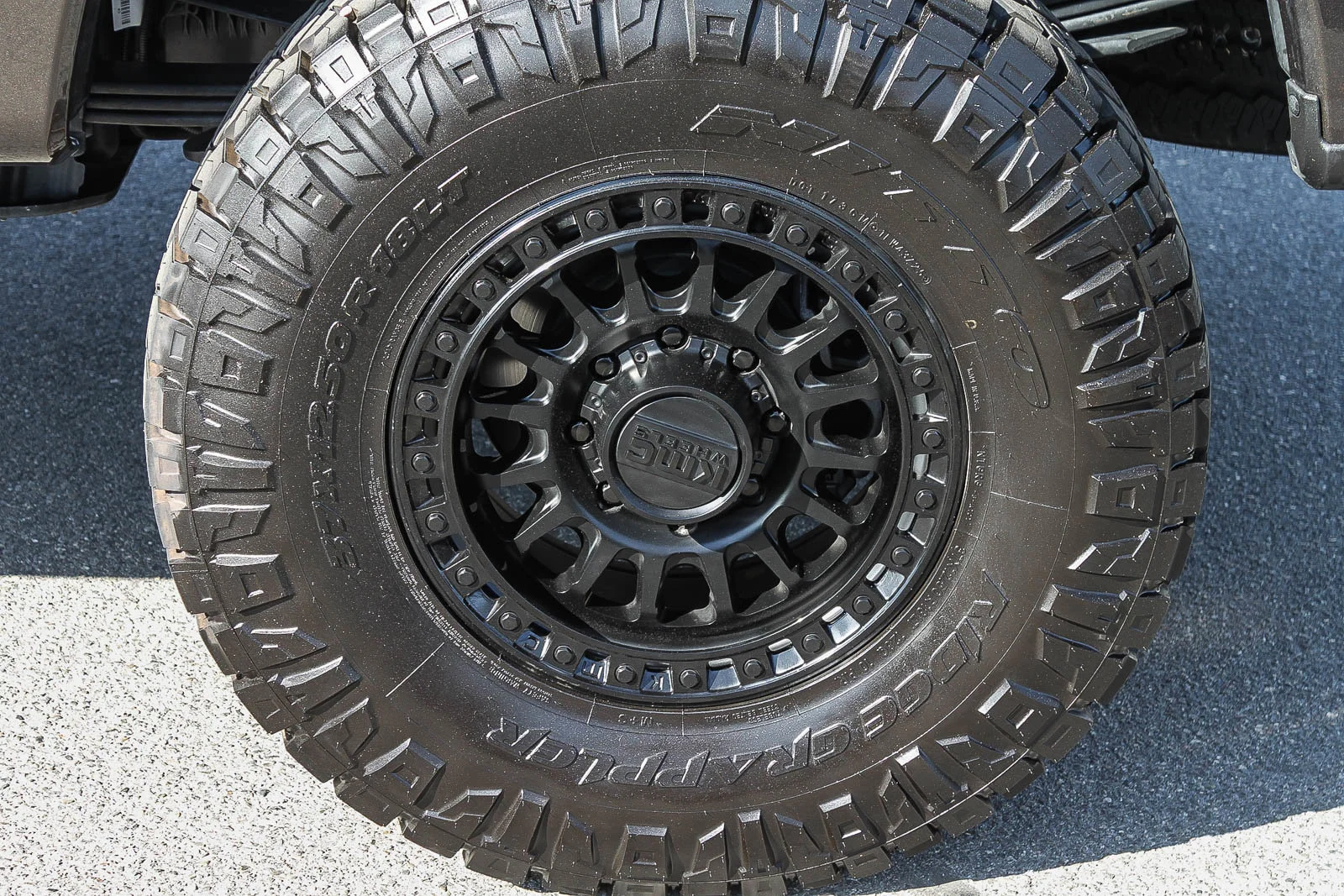 New 2025 Agate Black Metallic Ford F-350® King Ranch® image 11