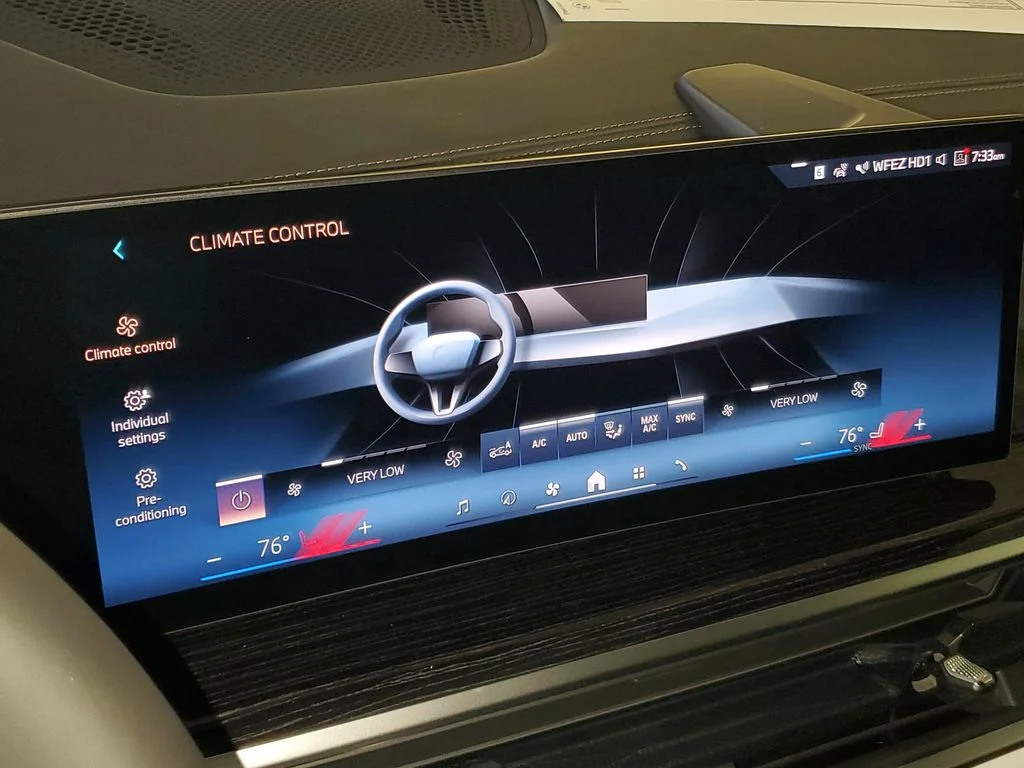 Used 2026 Brooklyn Grey Metallic BMW sDrive40i image 21