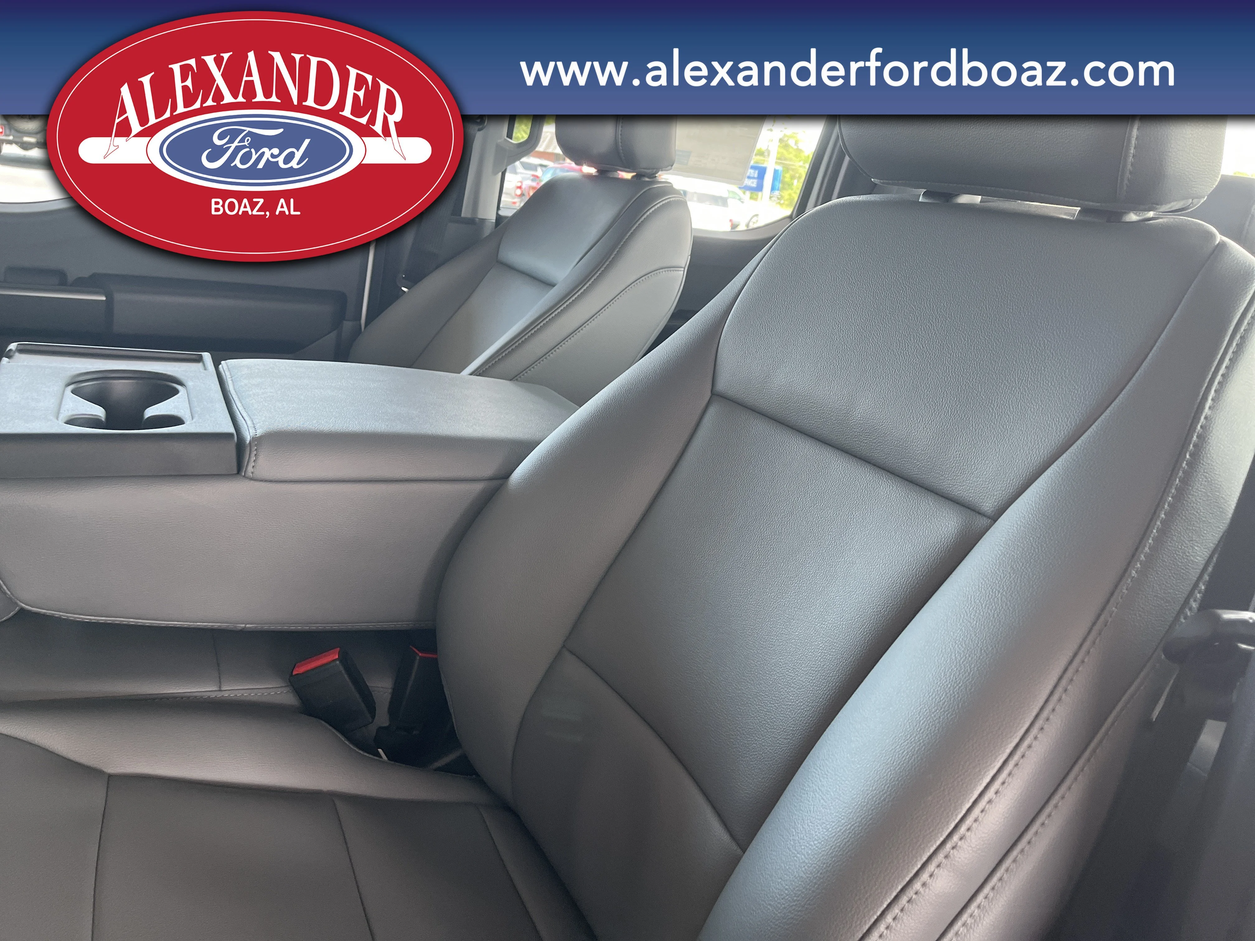 New 2026 Oxford White Ford XL image 12