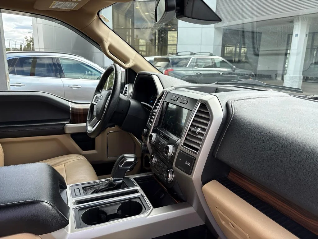 Used 2016 Ruby Red Metallic Tinted Clearcoat Ford Lariat image 28