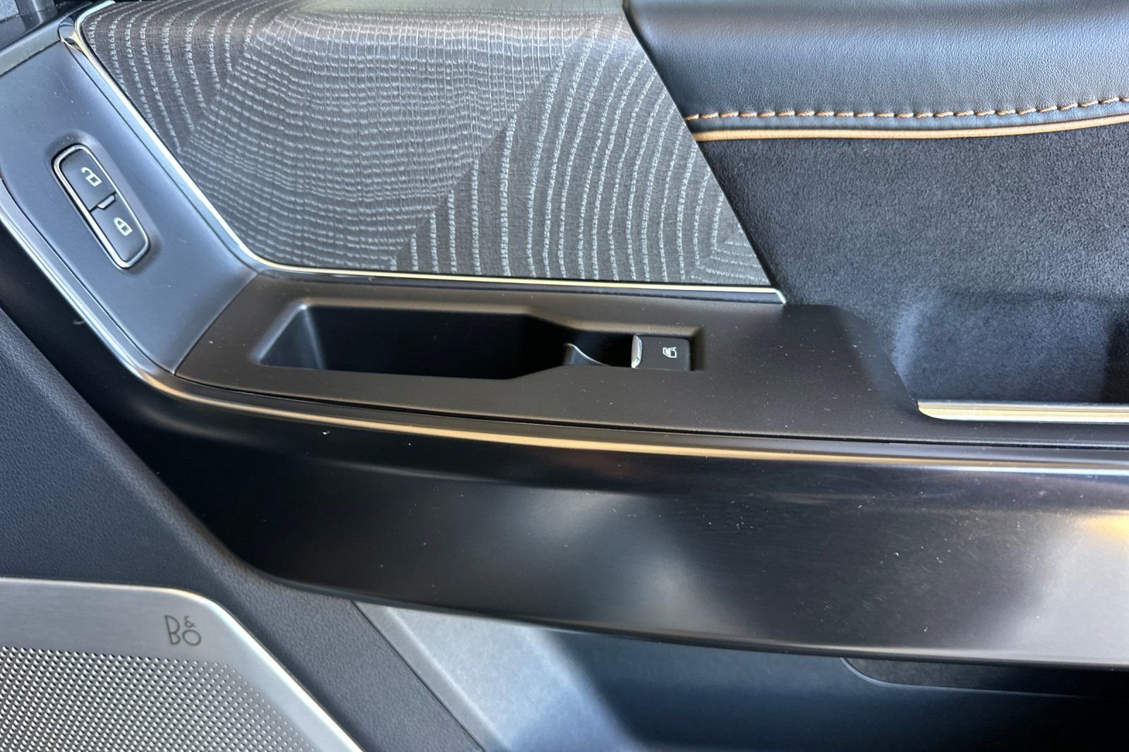 Used 2022 Gray Ford Platinum image 17