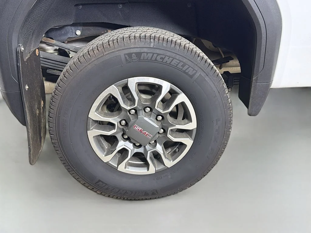 2024 GMC Sierra 3500HD SLT - Photo 28