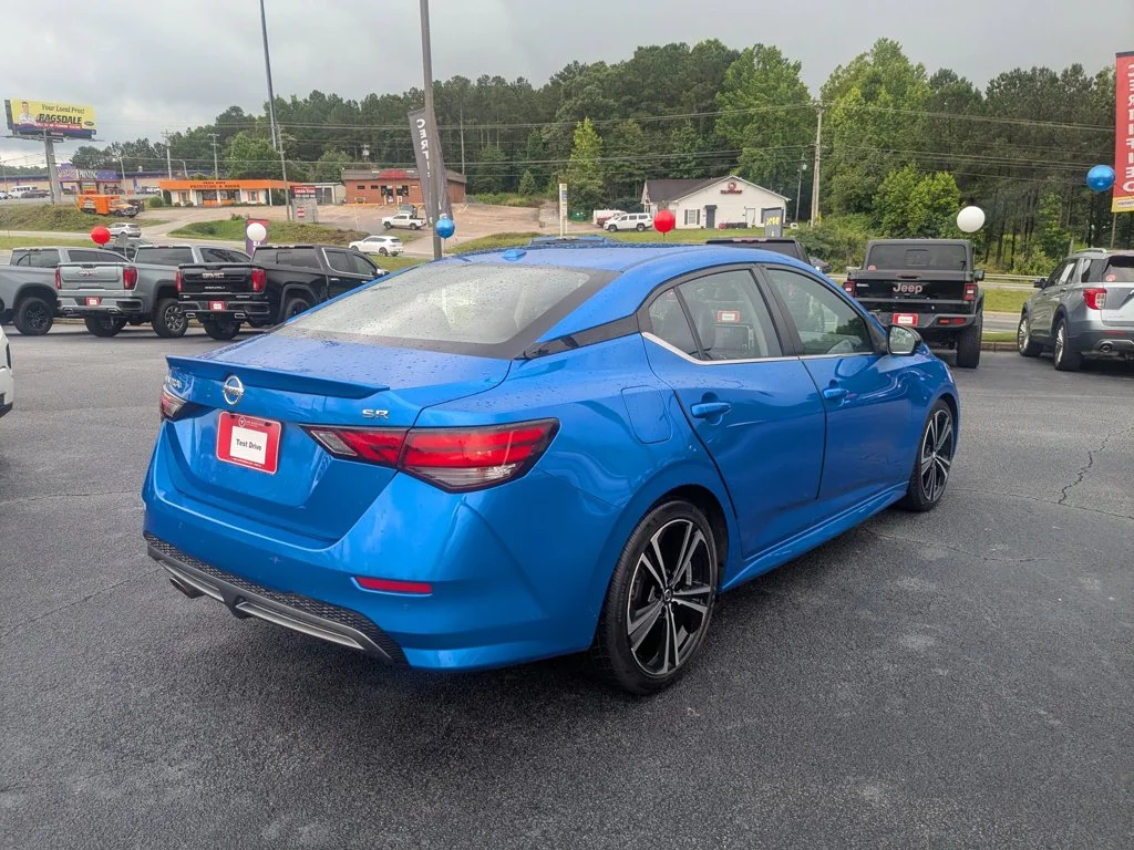 Used 2021 Electric Blue Metallic Nissan SR image 5