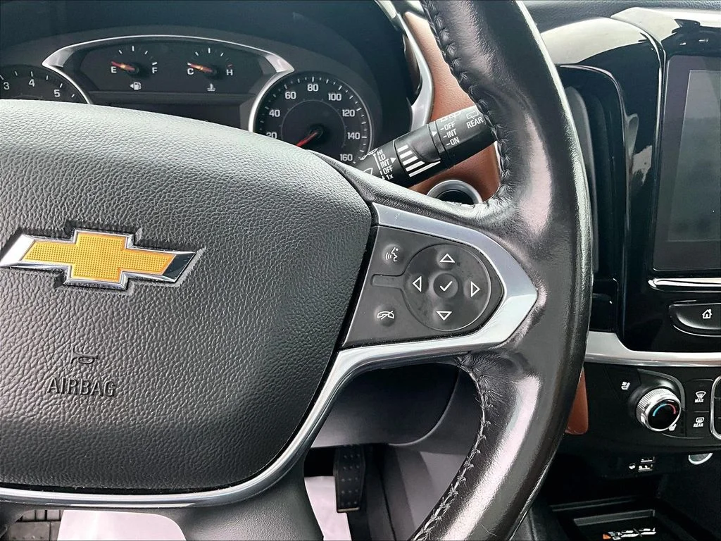 Used 2021 White Chevrolet High Country image 18