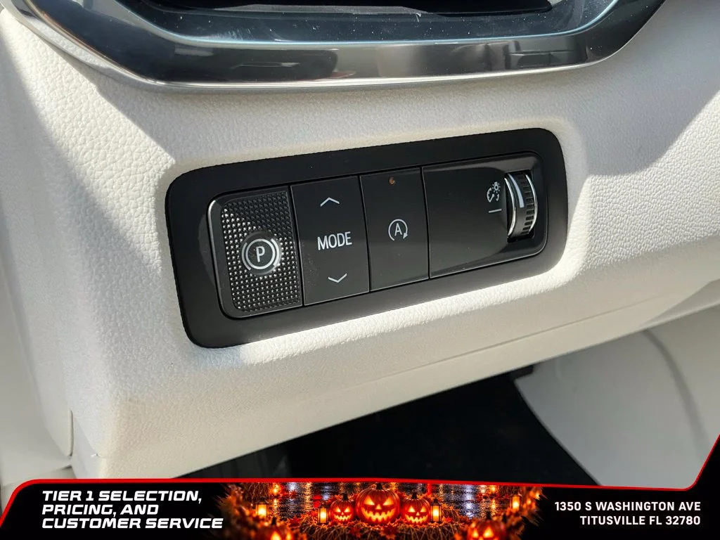 New 2027 Summit White GMC Denali image 25