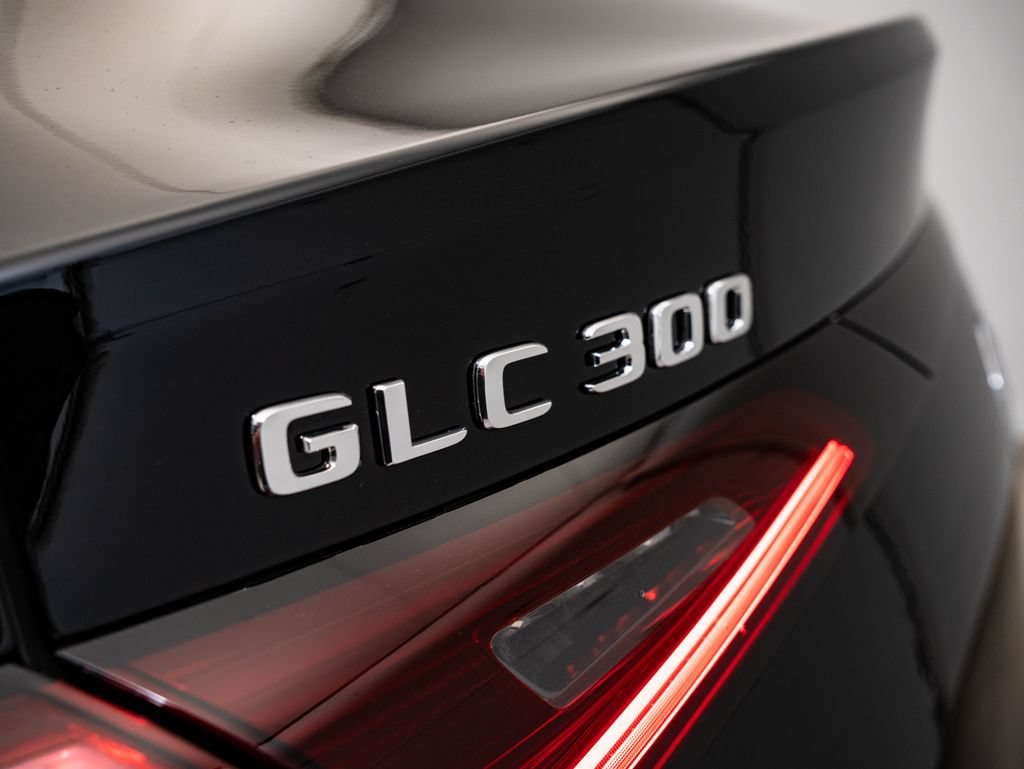 New 2027 Black Mercedes-Benz GLC 300 Coupe image 16