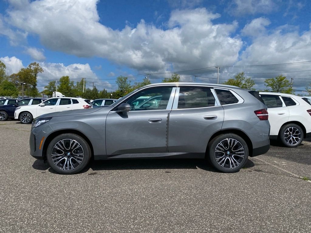 New 2026 Skyscraper Grey Metallic BMW 30 xDrive image 4