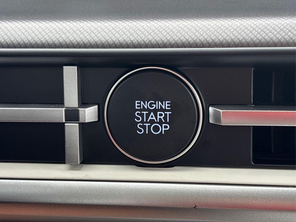 New 2026 Silver Hyundai SE image 19