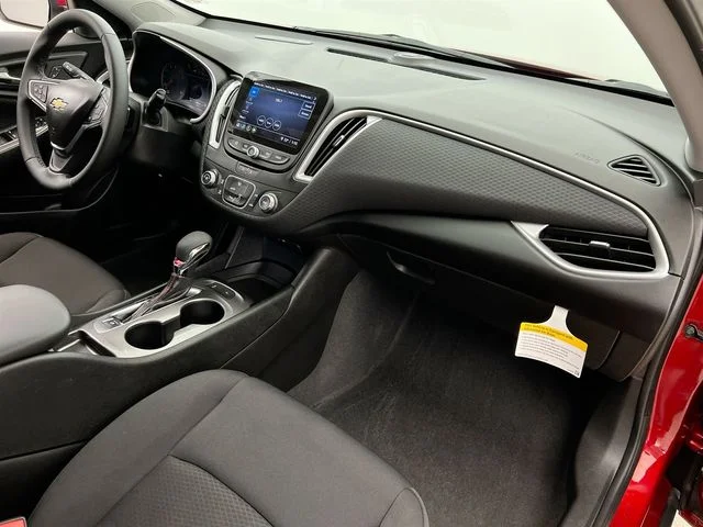 2025 Chevrolet Malibu RS - Photo 13