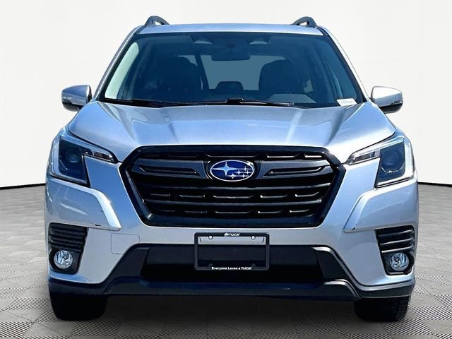Used 2023 Ice Silver Metallic Subaru Limited image 2