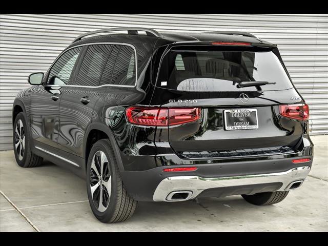 2025 Mercedes-Benz GLB Base - Photo 38