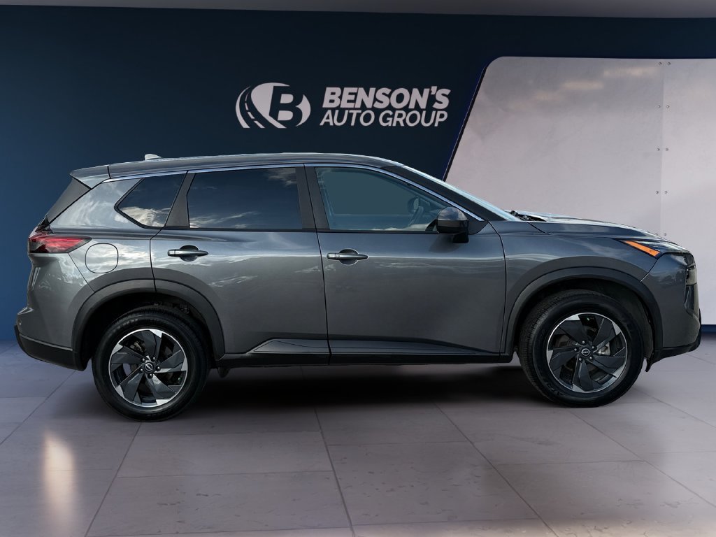 Used 2025 Gray Nissan SV image 1