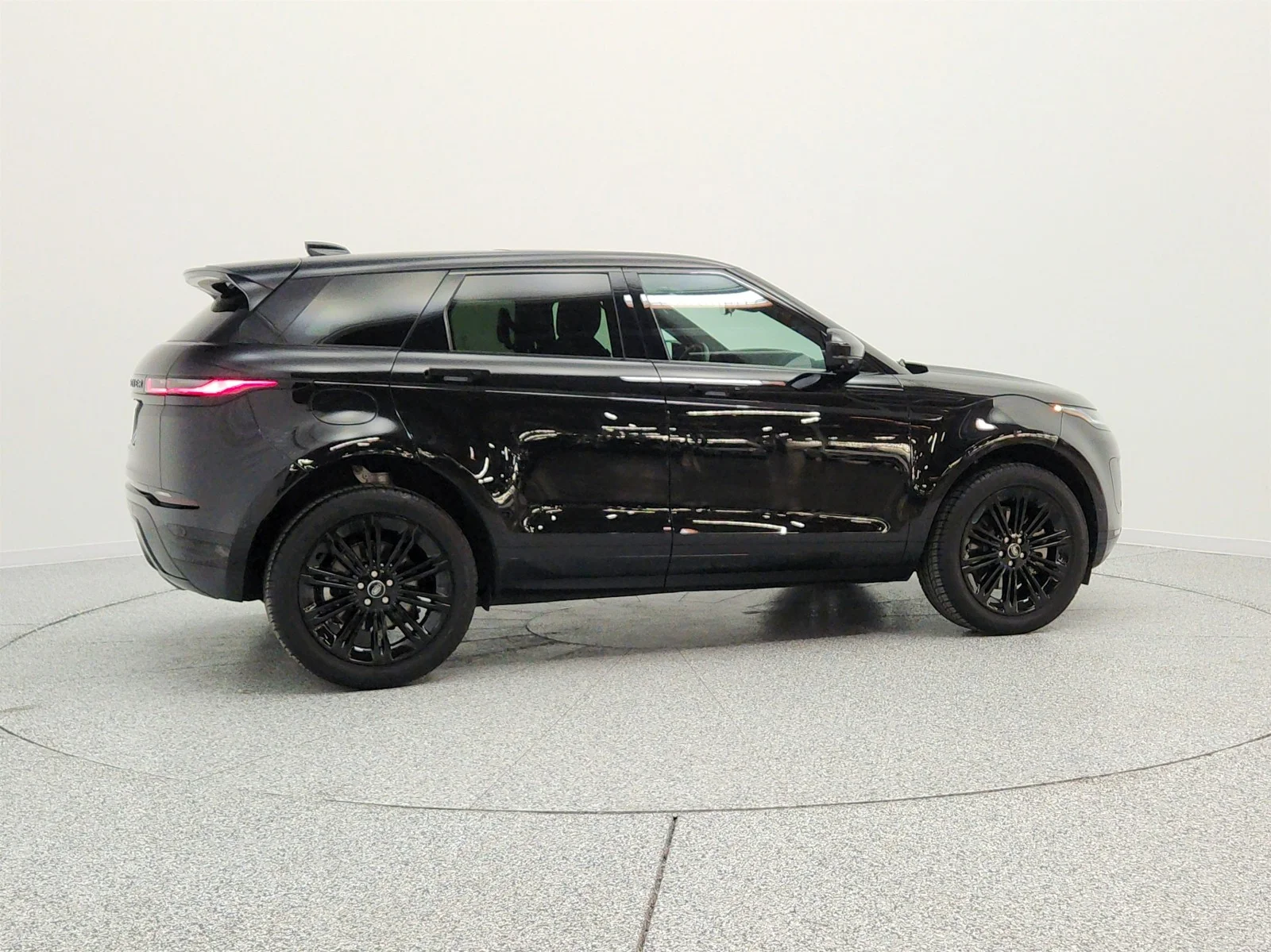 Used 2025 Santorini Black Metallic Land Rover Core S AWD image 5