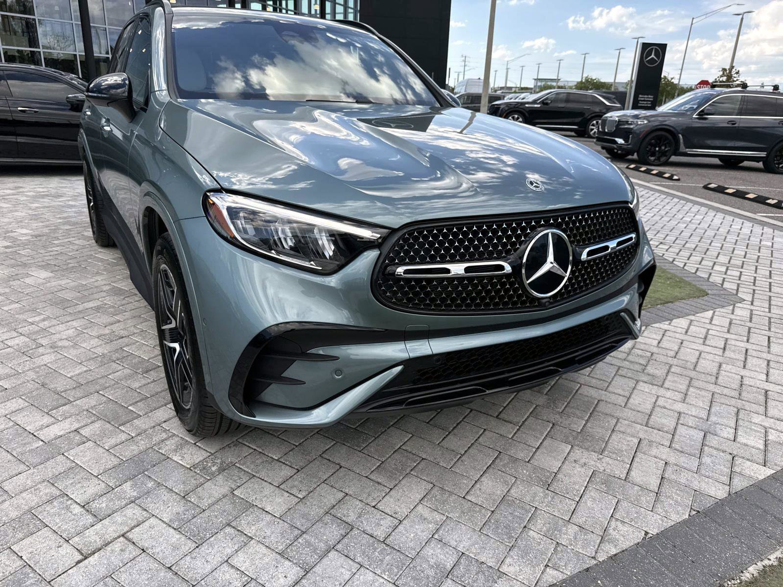 New 2026 Silver Metallic Mercedes-Benz 300 4MATIC® SUV image 8