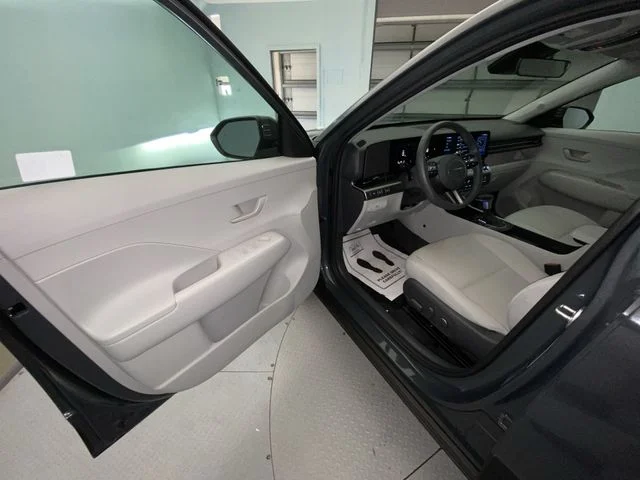 Used 2024 Gray Hyundai SEL image 11