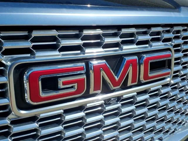 Used 2024 Onyx Black GMC Denali image 28