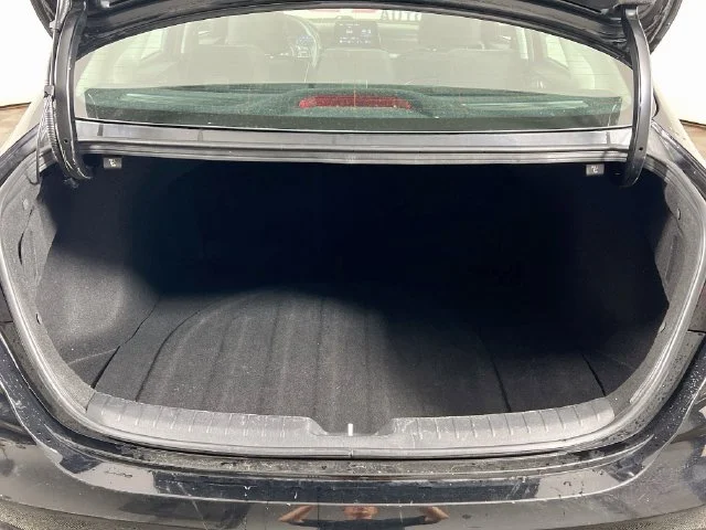 Used 2023 Black Kia LXS image 23