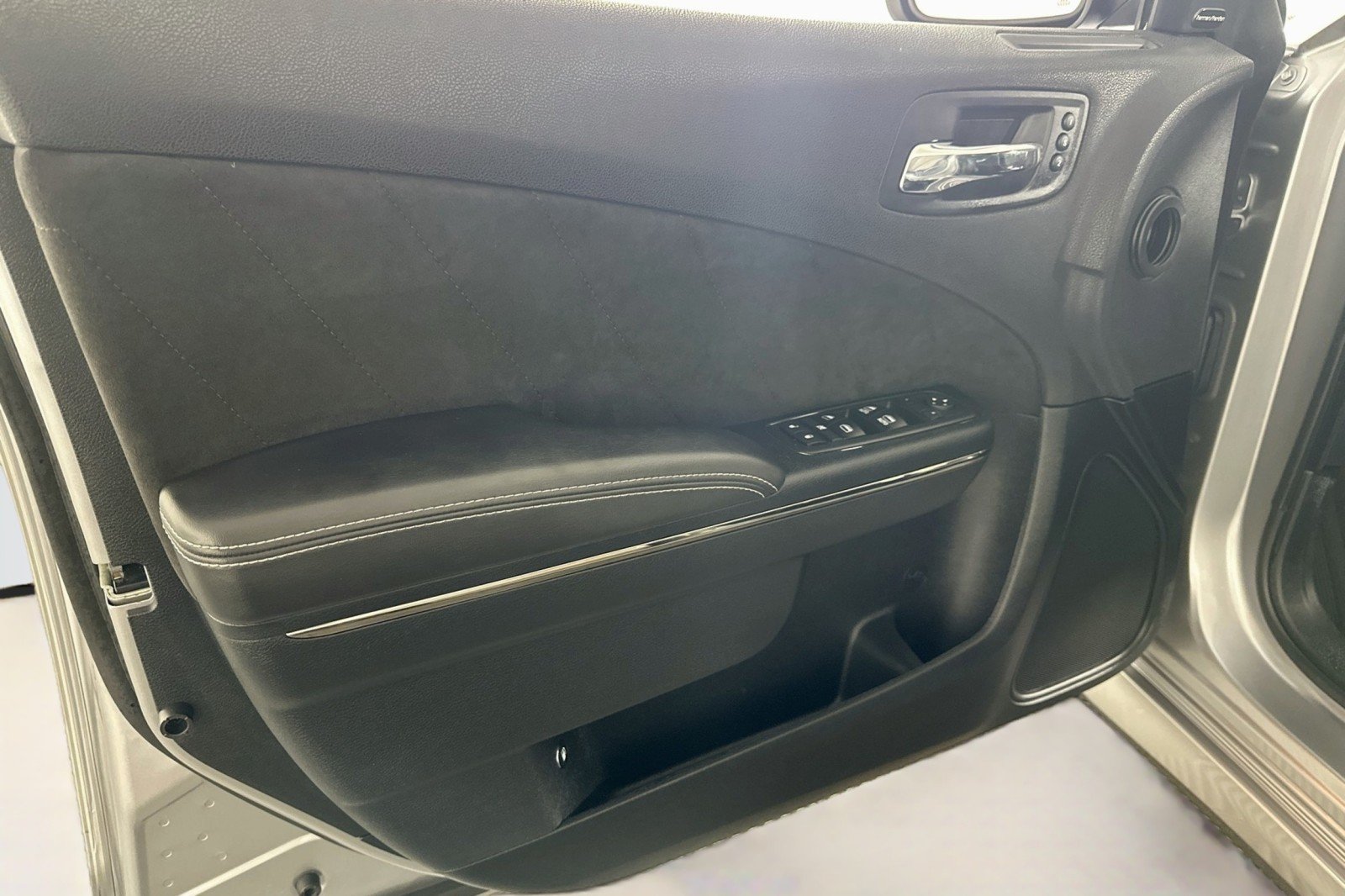 Used 2018 Billet Clearcoat Dodge SRT Hellcat image 21