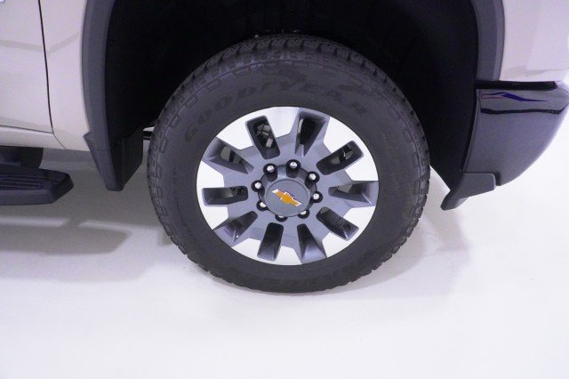 New 2026 White Sands Chevrolet Custom image 5