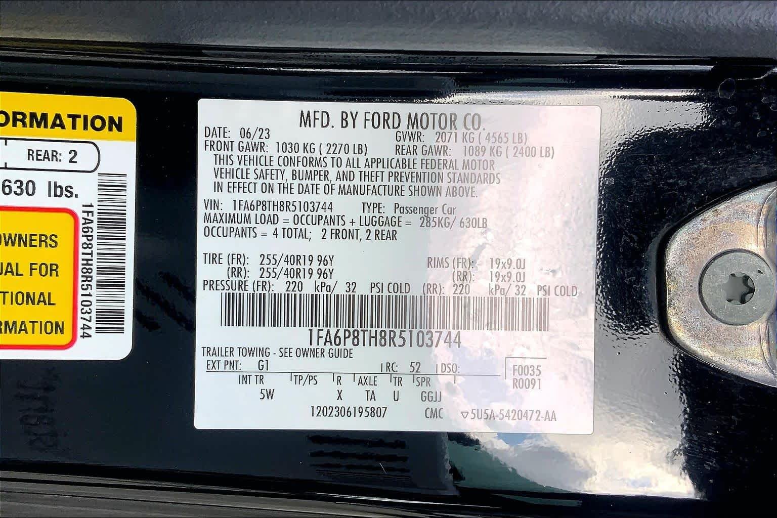 Used 2024 Shadow Black Ford EcoBoost Premium image 36