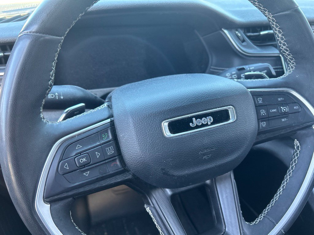 Used 2023 Gray Jeep Altitude X image 12
