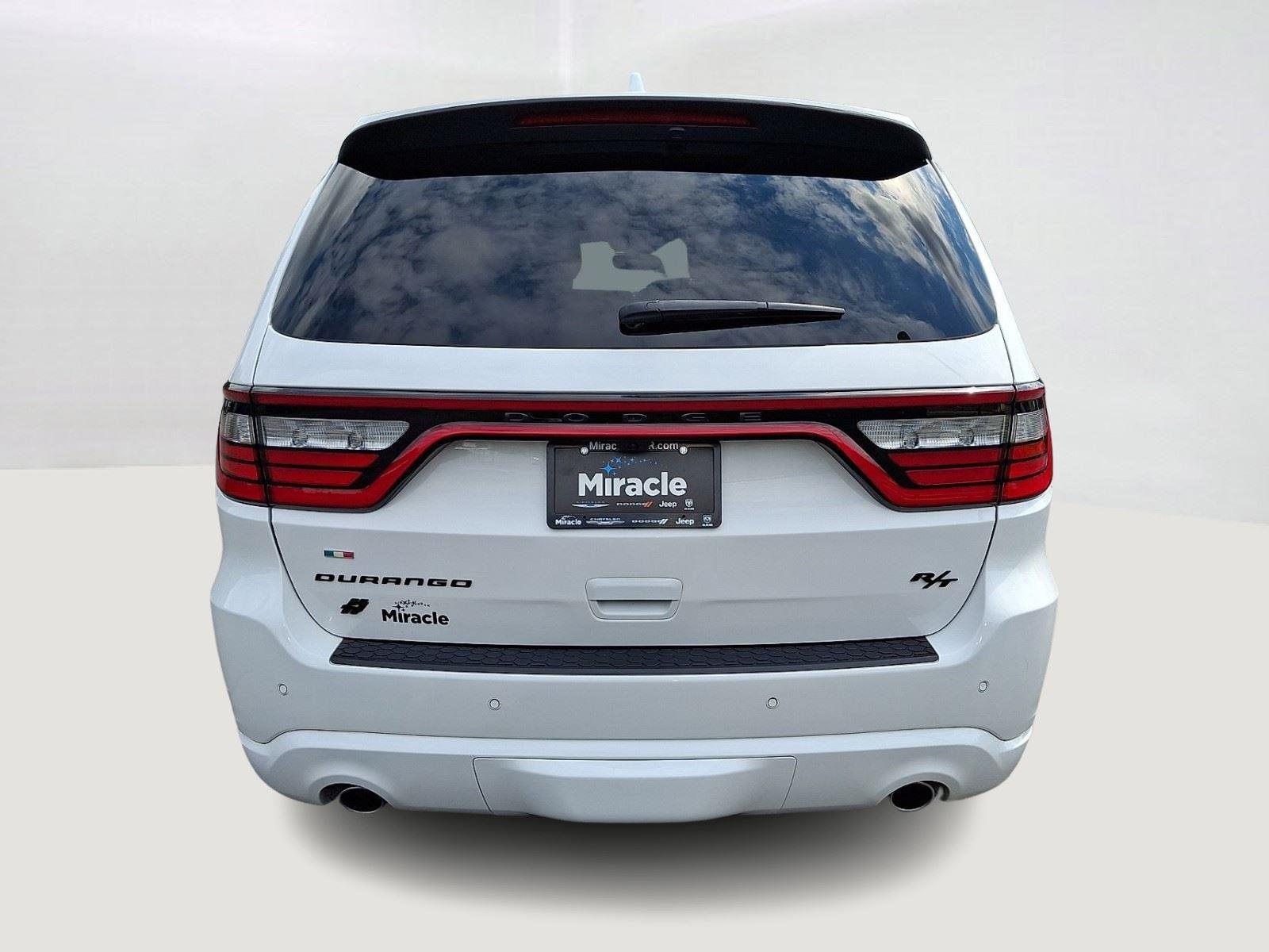 Used 2021 White Knuckle Clearcoat Dodge R/T image 6