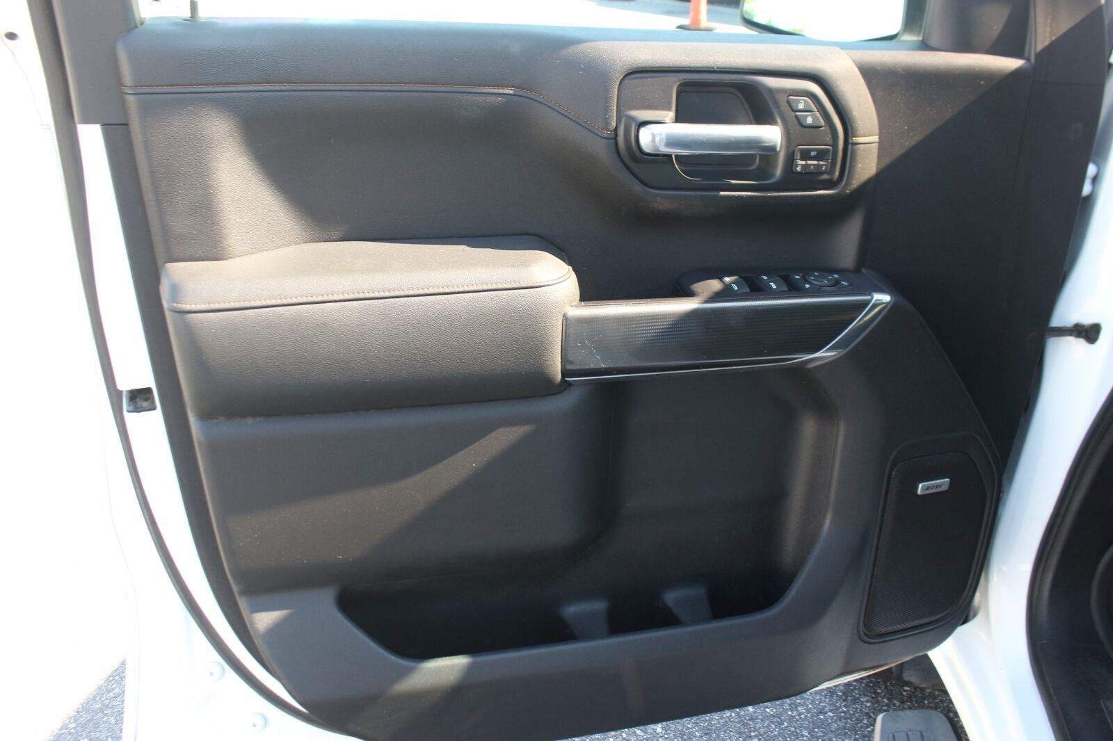 Used 2019 SUMMIT WHITE GMC AT4 image 13