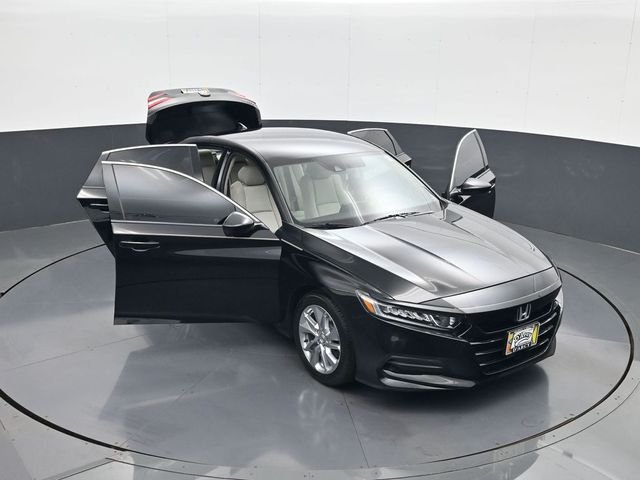 Used 2018  Honda LX image 29