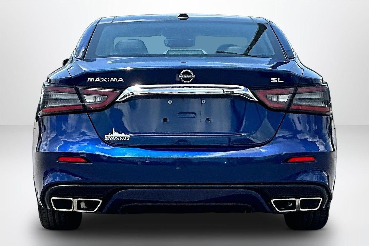 Used 2023 Deep Blue Pearl Nissan SL image 7