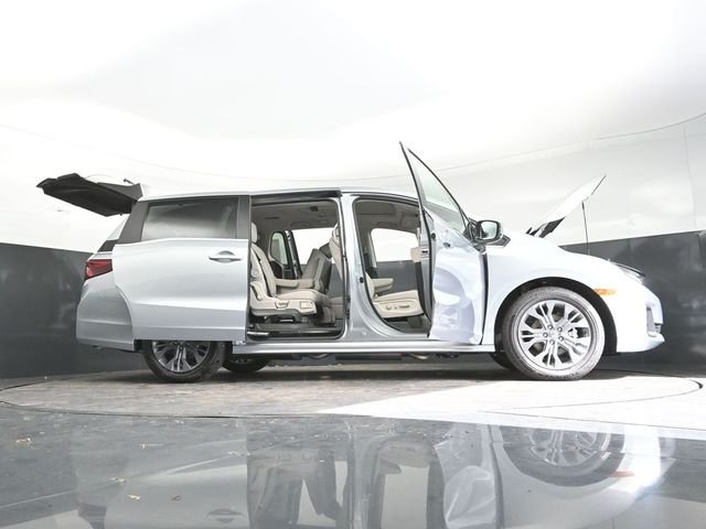 2026 Honda Odyssey Touring - Photo 38