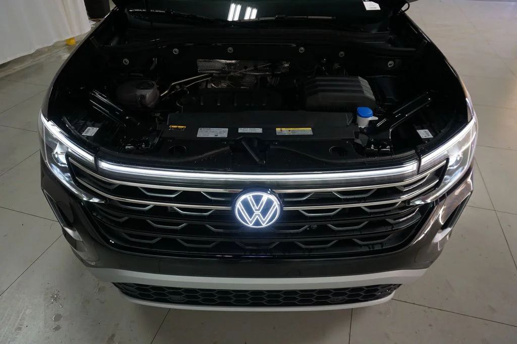 New 2026 Black Volkswagen 2.0T Peak Edition image 33
