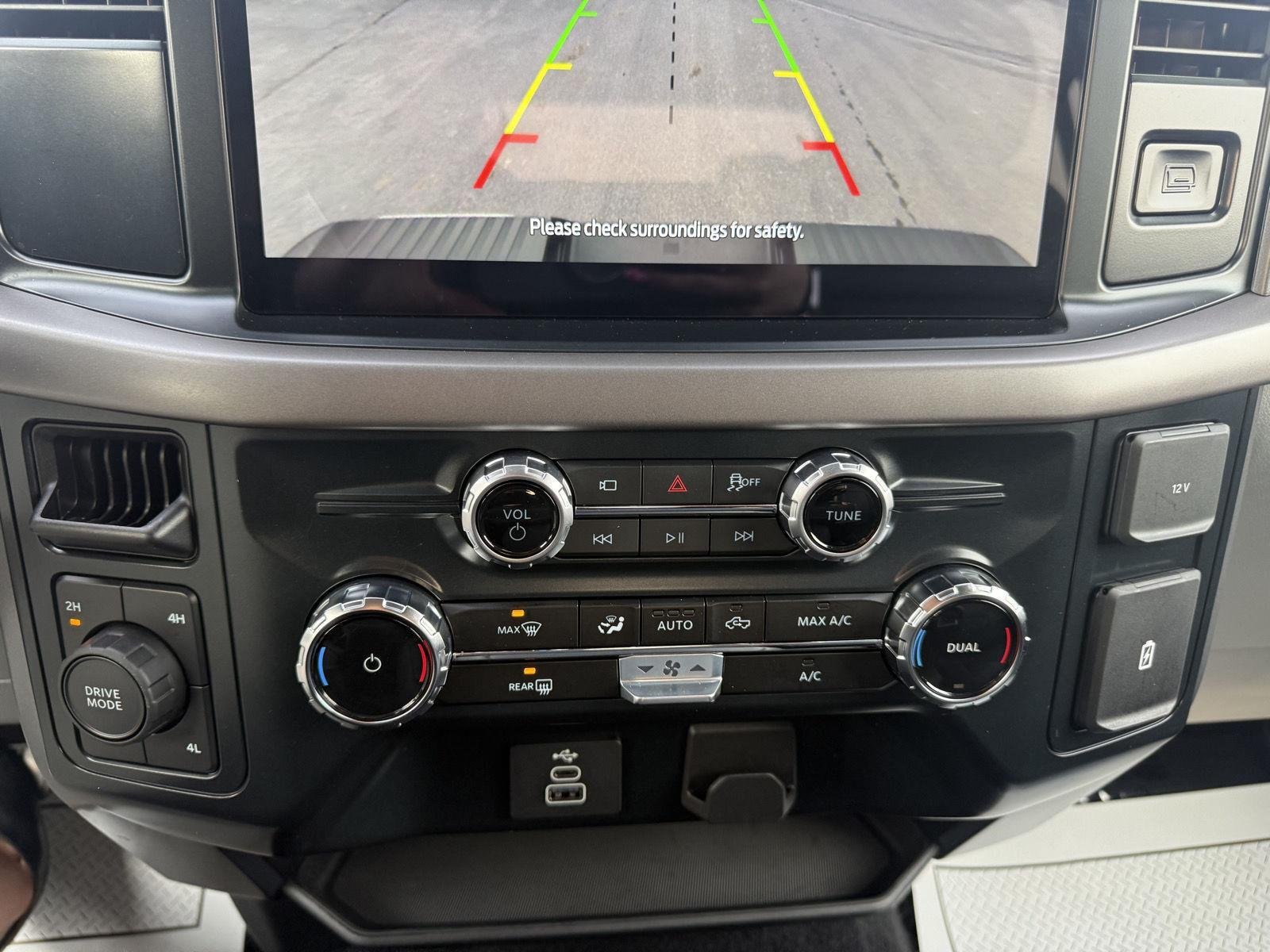 2025 Ford F-150 XLT - Photo 19