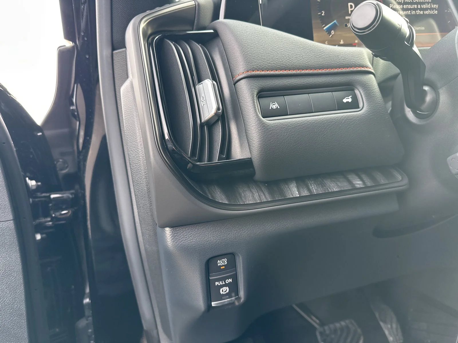 2026 Nissan Armada PRO-4X - Photo 18