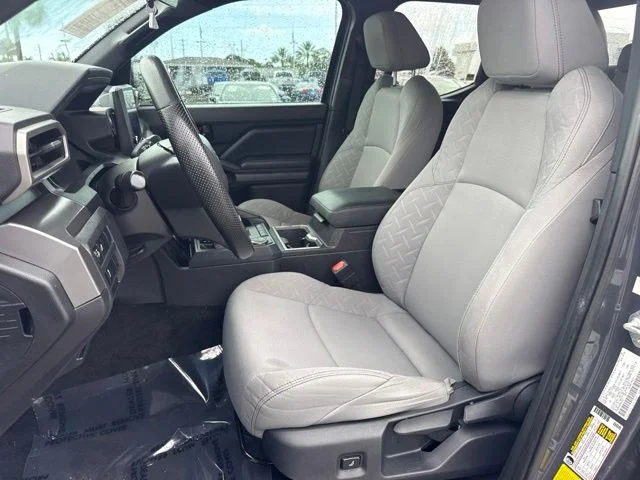 Used 2024  Toyota SR5 image 11