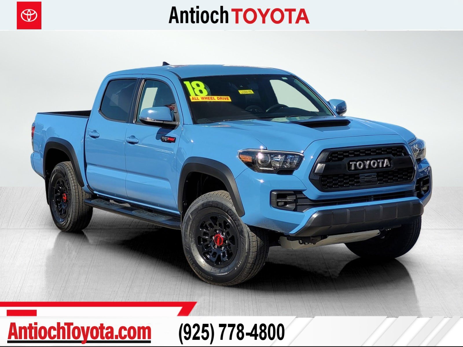Used 2018  Toyota  image 1