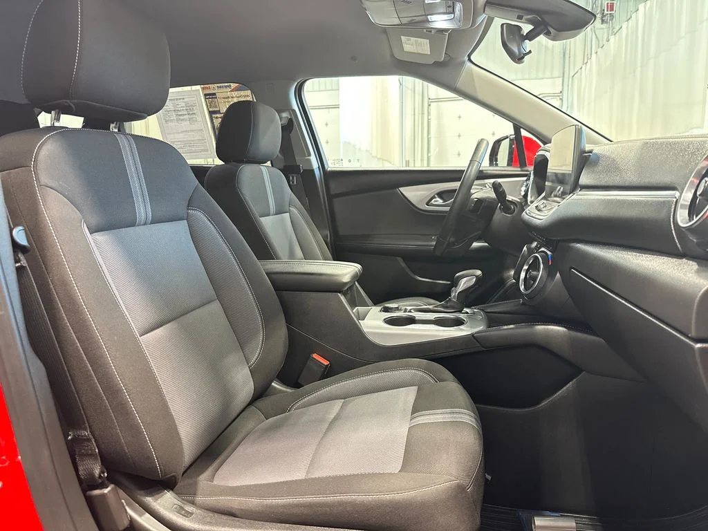 Used 2023 Red Chevrolet LT image 29