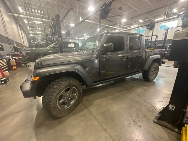 Used 2020 Gray Jeep Sport image 12